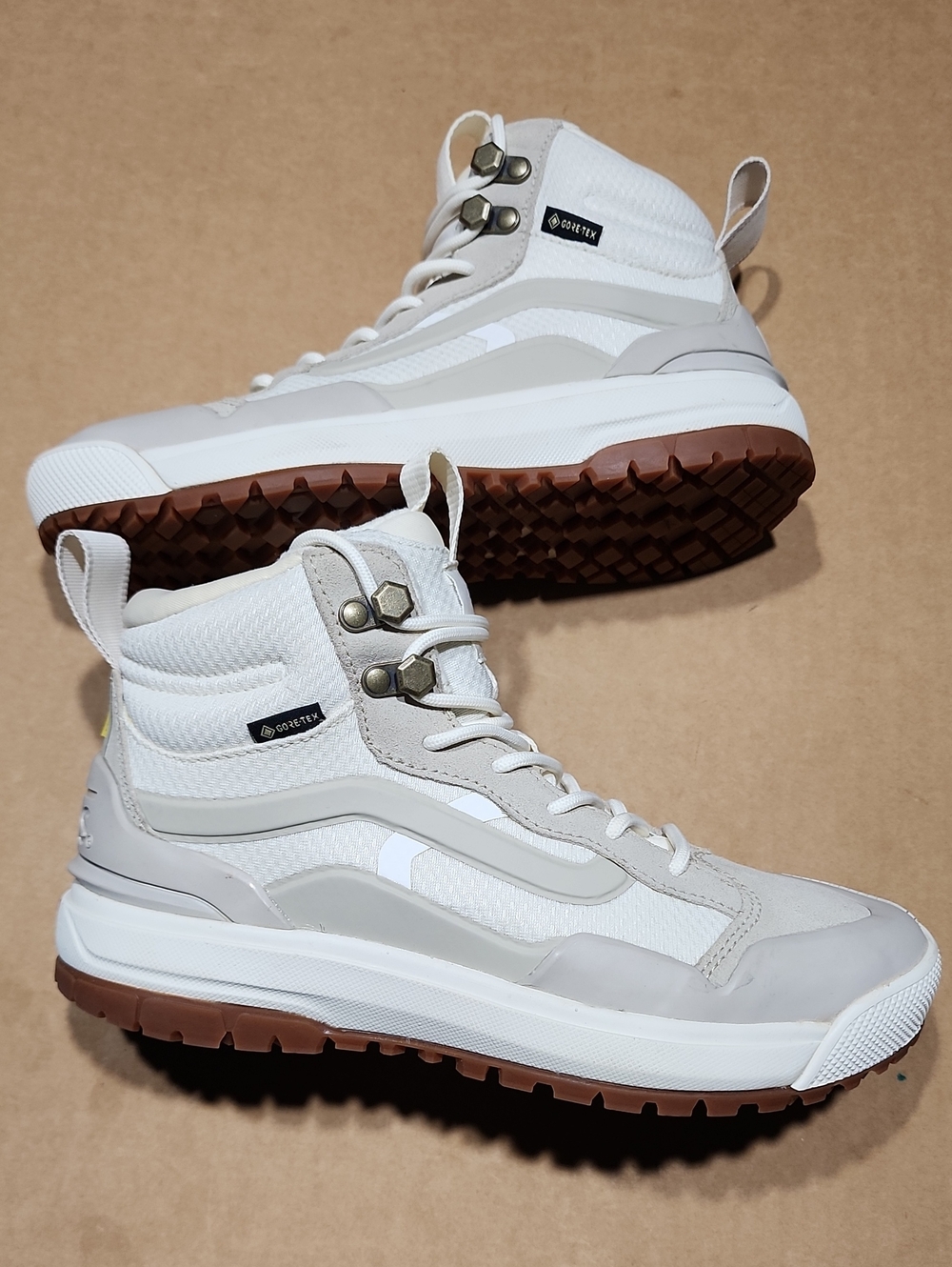 Vans Ultrarange Exo Hi MTE-1 Gore Tex Boots Womens 5.5 Off White Grey Lace-Up